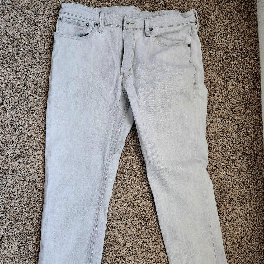 Levi 501 Mens Jeans White 36x32 Straight Leg Button Fly Casual Off-White color